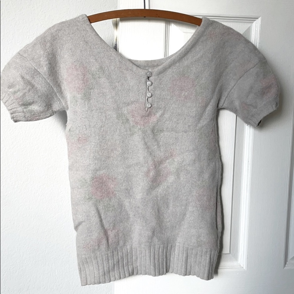 Rosebullet sweater size 2 short sleeve pockets